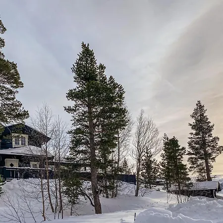 3 Bedroom Pet Friendly In