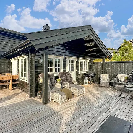 3 Bedroom Pet Friendly In