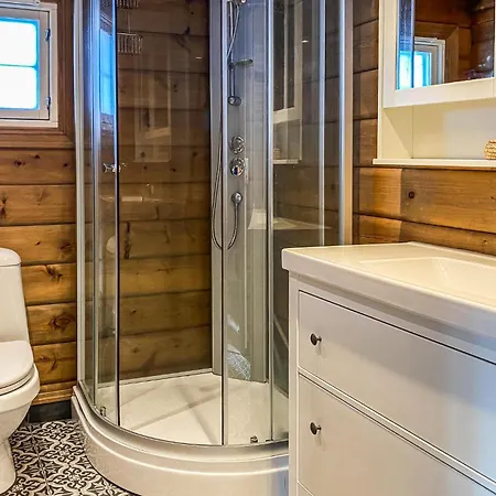 3 Bedroom Gorgeous In *